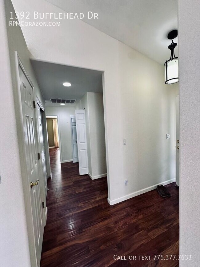 Foto del edificio - 1392 Bufflehead Dr