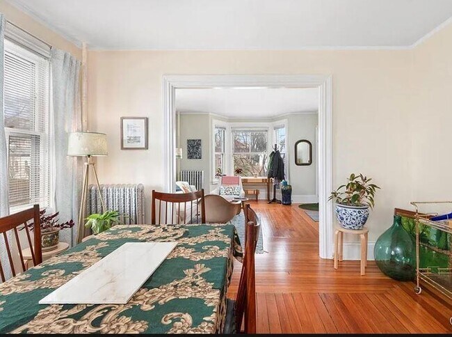Foto del edificio - 181 Pleasant St
