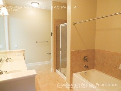 Foto del edificio - 145 Pier View St