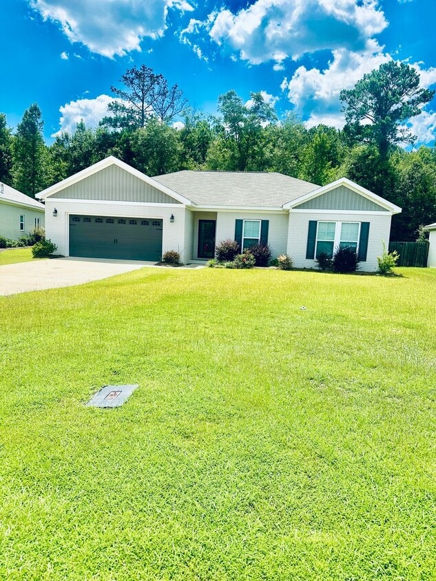 Primary Photo - Beautiful Headland Property