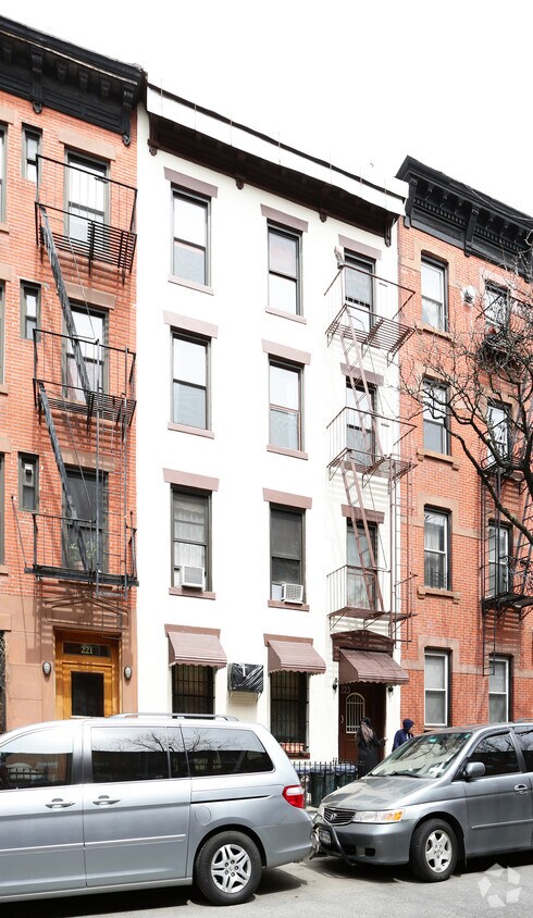 Primary Photo - 223 Sackett St