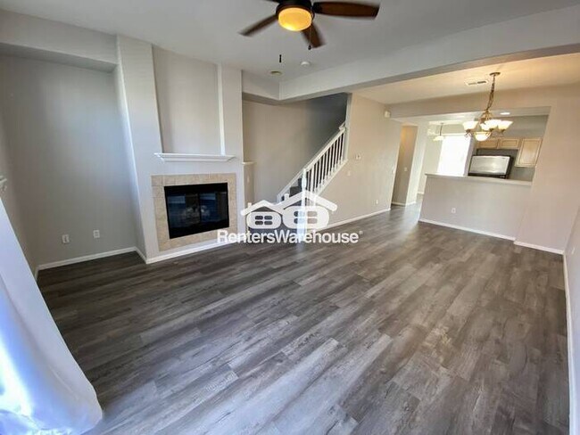 Foto del edificio - Perfect Two Bedroom with Third Office Space in Perfect Neighborhood