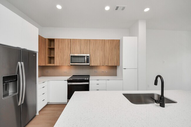 Foto del edificio - 2810 Riverby Rd