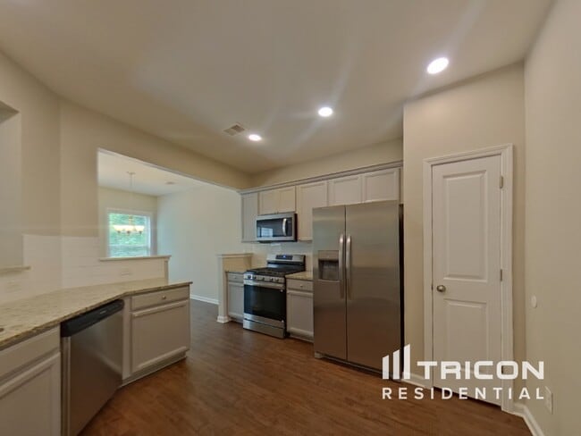 Building Photo - 3612 Moon Crest Dr