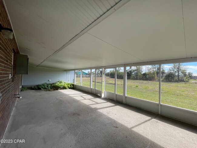 Foto del edificio - 2636 E 40th Plaza