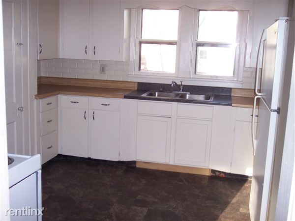 Building Photo - 2311 Spring Arbor Rd