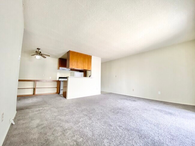 Building Photo - 1711 Corinth Ave Los Angeles, CA 90025