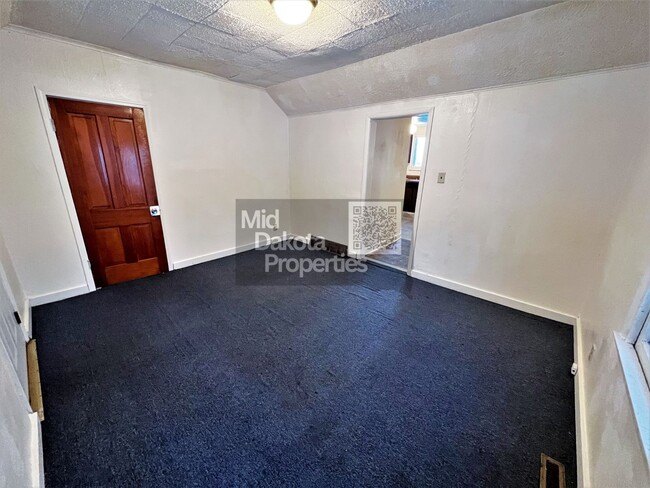 Foto del edificio - 423 S Duff- 1 Bedroom House