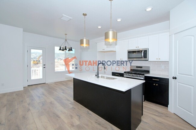 Building Photo - 4419 Templar Dr