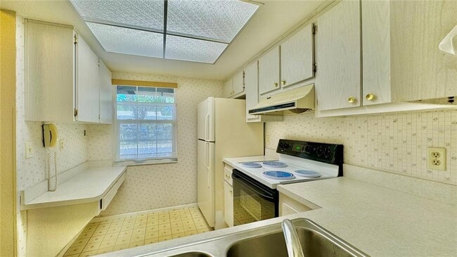 Foto del edificio - 601 N Hercules Ave