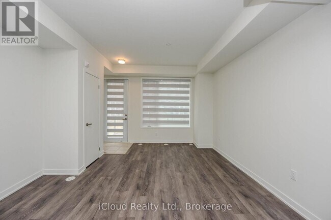Photo du bâtiment - 3425 Ridgeway Dr