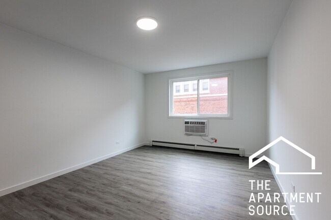Foto del edificio - 7621 N Sheridan Rd