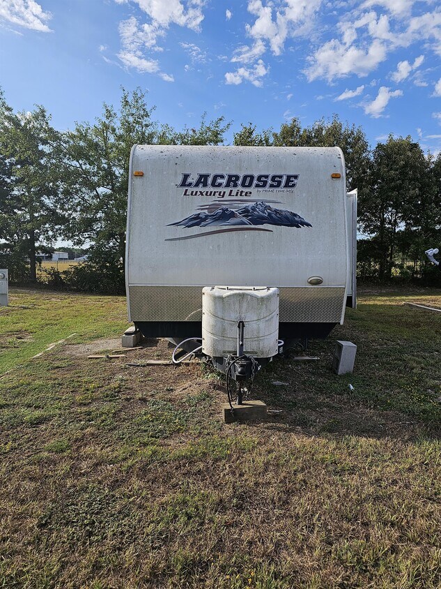 3424 FM 13 Unit 2, Henderson, TX 75654 Room for Rent in Henderson, TX