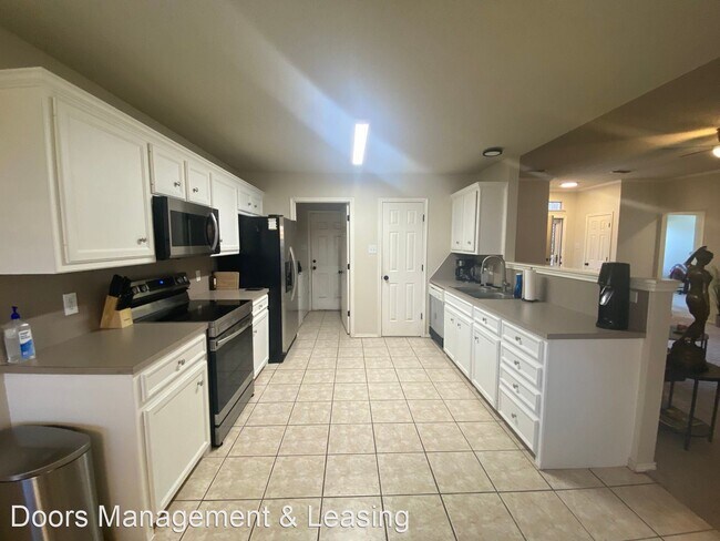 Building Photo - 3 br, 2 bath House - 10605 Elkridge Avenue