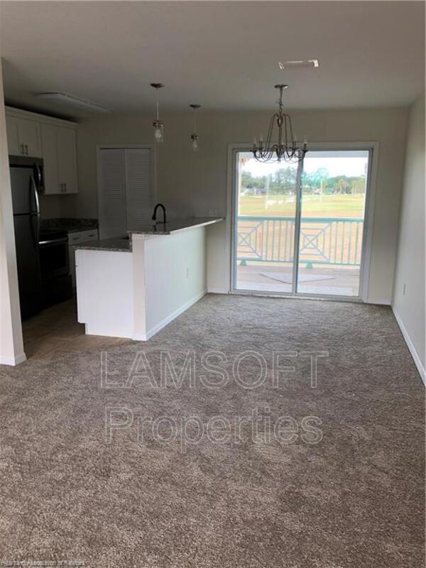 Foto del edificio - 1041 Lake June Rd