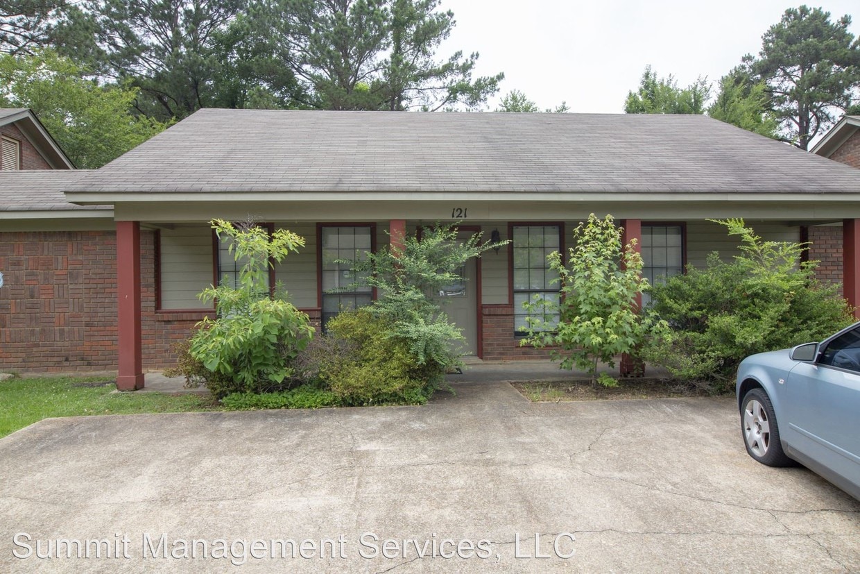 121 Countryview Ln, Oxford, MS 38655 Condo for Rent in Oxford, MS