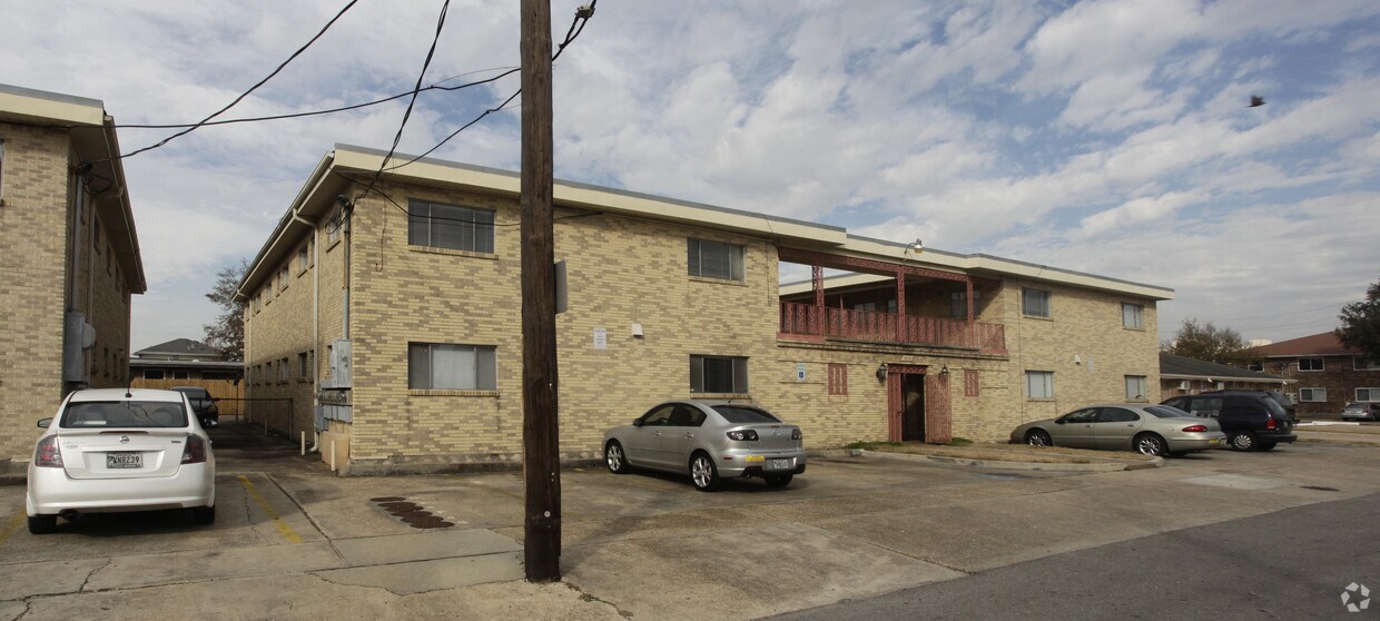 Primary Photo - 1610 Carrollton Ave