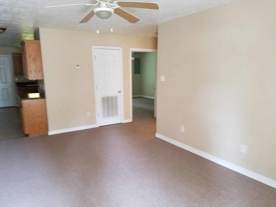 Living Room - 1208 S 10th St
