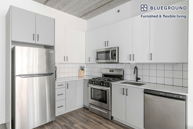 Foto del edificio - 61 W Erie St