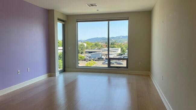 Foto del edificio - 555 Ygnacio Valley Rd