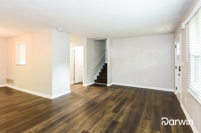 Foto del edificio - 1043 Dogwood Pl, Marietta, GA 30062