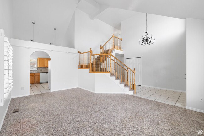 Building Photo - 2102 E Candle Spruce Cv