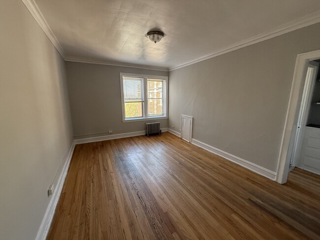 Foto del edificio - 2105 Grove Ave