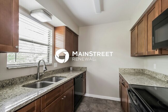 Foto del edificio - 3 Bedroom Pet-Friendly Home in Palm Bay, FL with Main Street Renewal