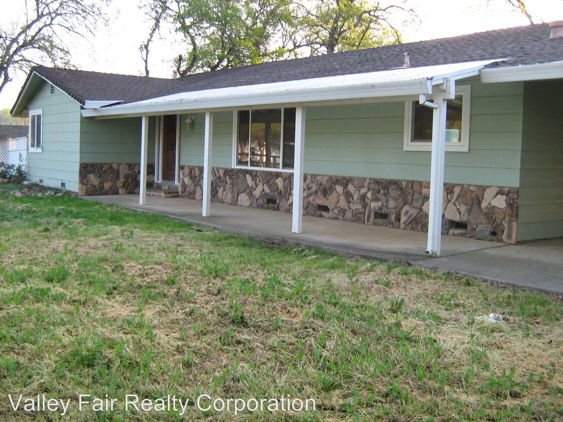 Primary Photo - 5370 Marysville Rd