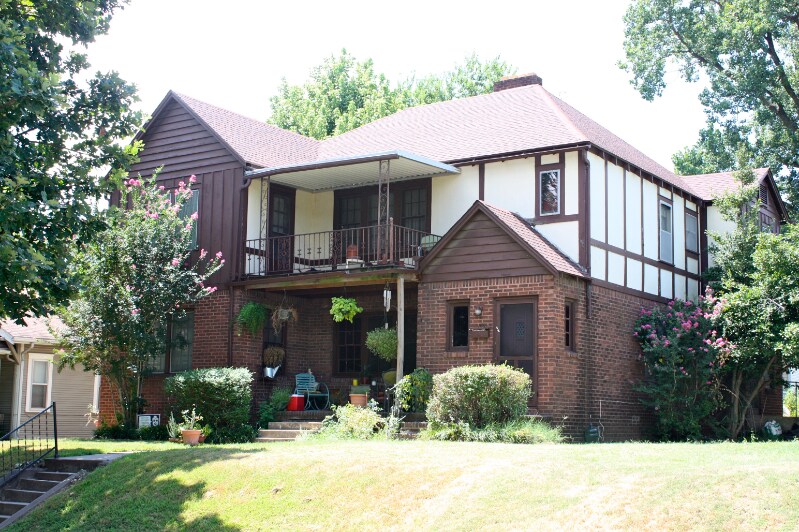 Foto principal - 1614 S St Louis Ave