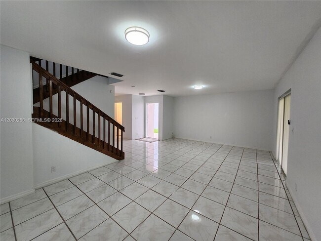 Foto del edificio - 3332 Orinoco Ln