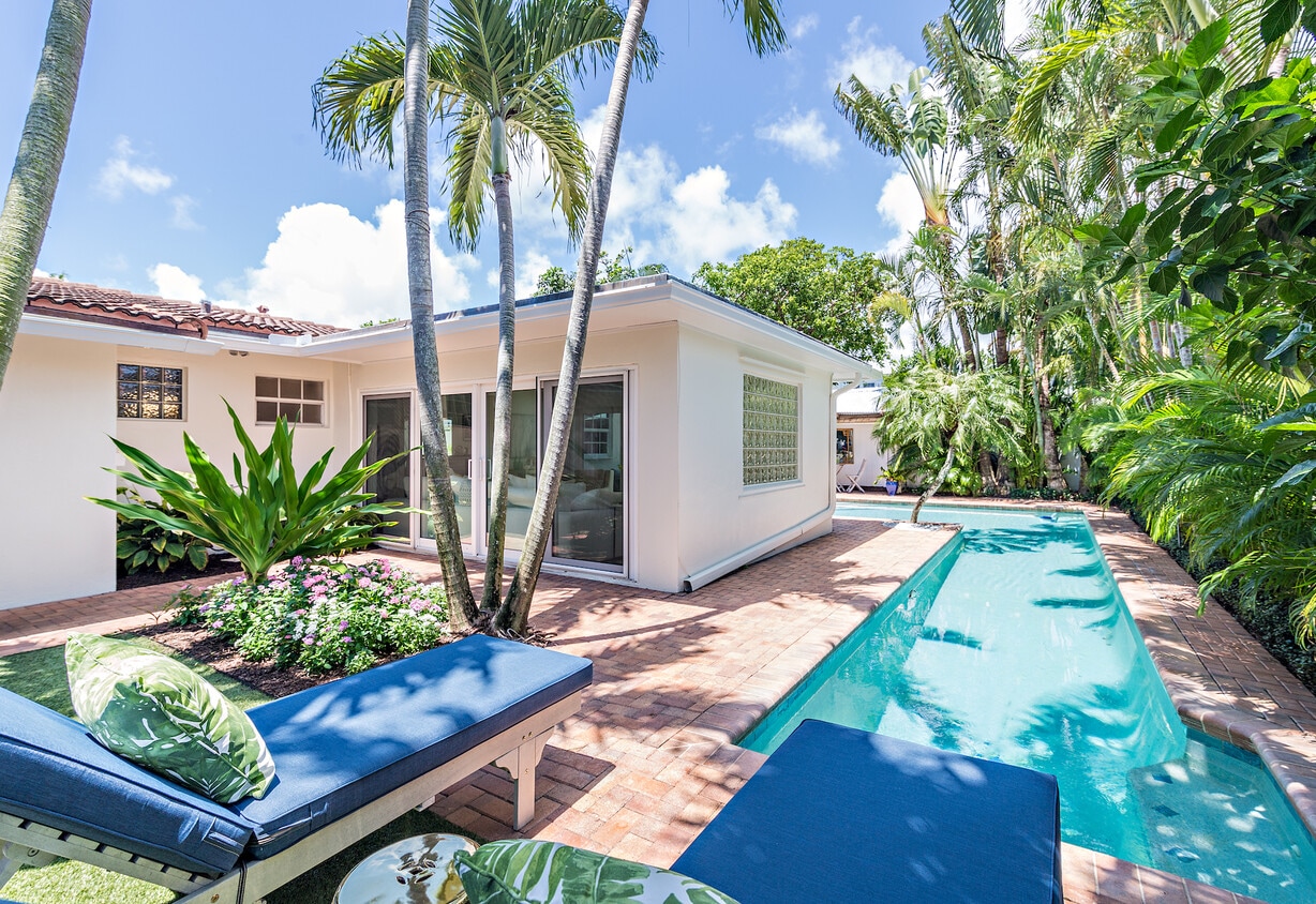 Photo - 343 Valley Forge Rd (West Palm Beach, FL)