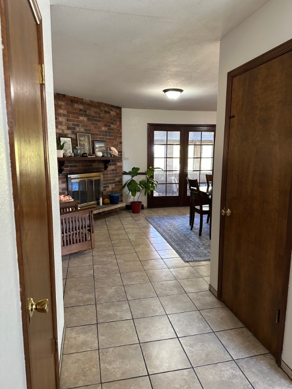 Building Photo - 4311 N Harrison Ave