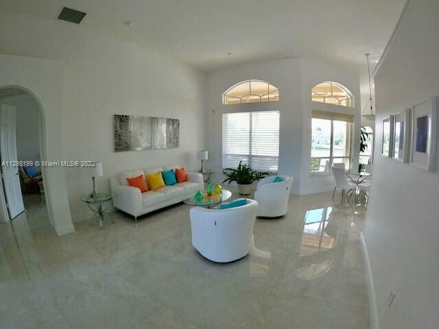 Foto del edificio - 14050 NW 20th St