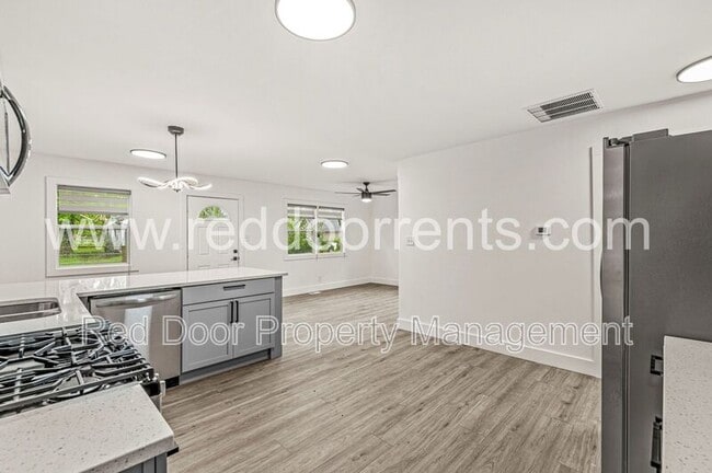 Foto del edificio - 1254 McDougal St