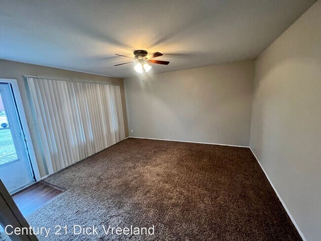 Building Photo - 3 br, 1 bath House - 365 Norwood Way