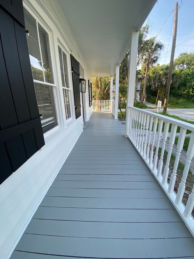 Foto del edificio - 3/2 ground floor unit in downtown historic St Augustine!