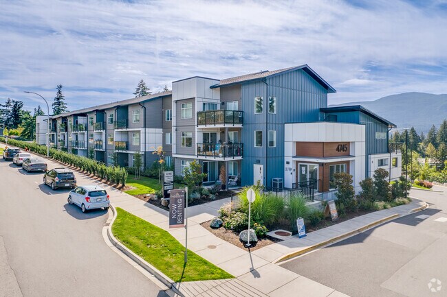 Photo du bâtiment - 4745 Ledgerwood Rd