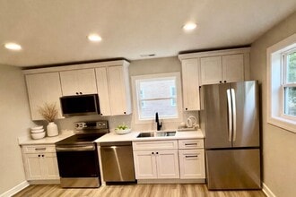 Building Photo - 603 McPherson St