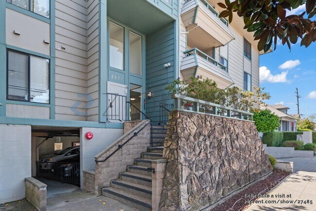 Foto del edificio - 2077 Washington Ave