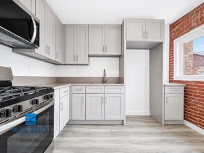 Building Photo - 147 Normandie Ave