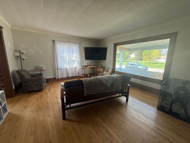 Foto del edificio - 3 Bed 2 Bath Single Family Home in Antigo
