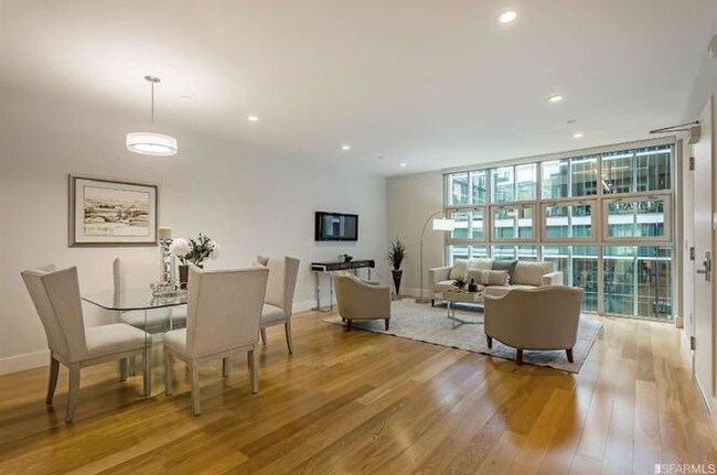 open kitchen, dining & living area - 19 Tehama St