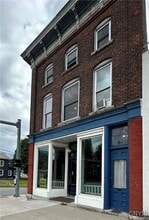 Building Photo - 15 Bridge St