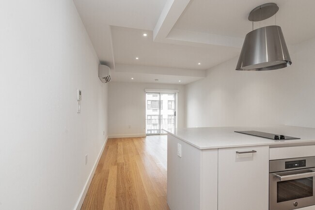 Foto del edificio - 321 E 22nd St