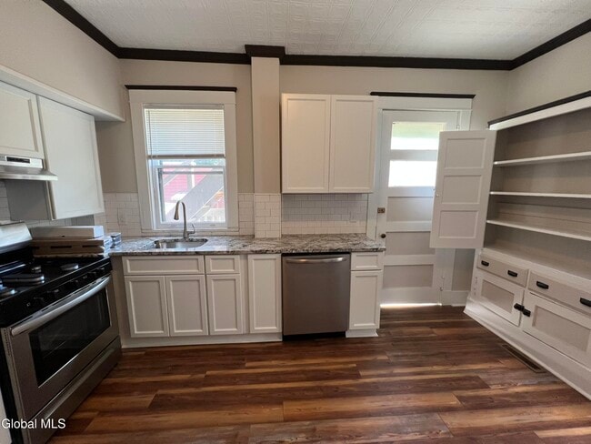 Building Photo - 1084 Wendell Ave