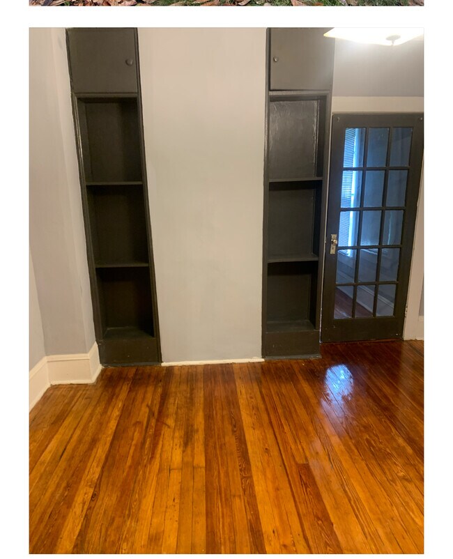 Sala de estar - 707 Salisbury St