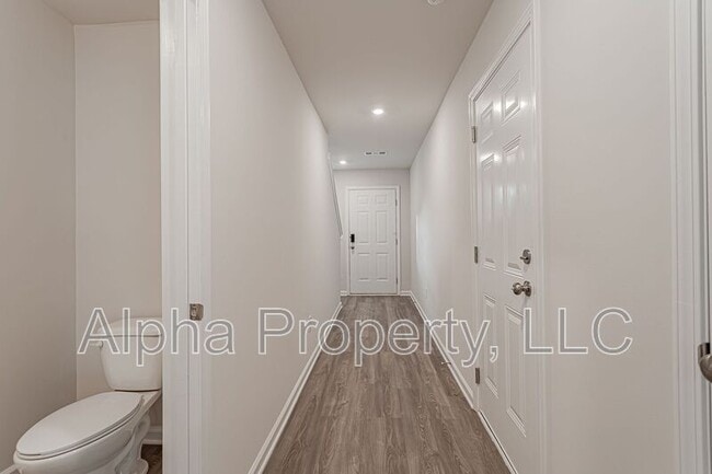 Building Photo - 4087 Garrison Ln