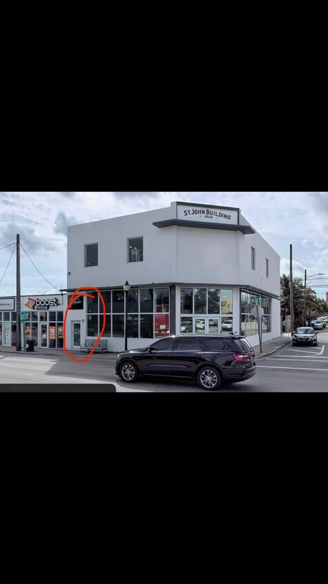 Foto principal - 638 NW 62nd St