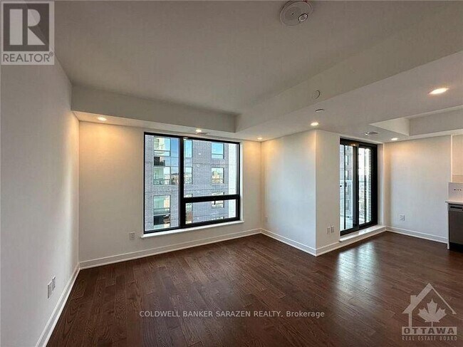 Photo du bâtiment - 340 Queen St